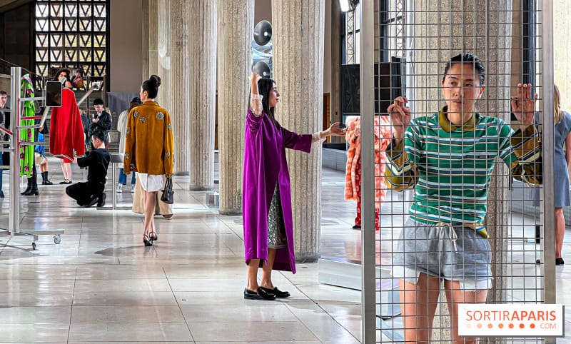 Art Basel Paris 2024 : une exposition-performance Miu Miu gratuite au Palais d’Iéna – dernier jour