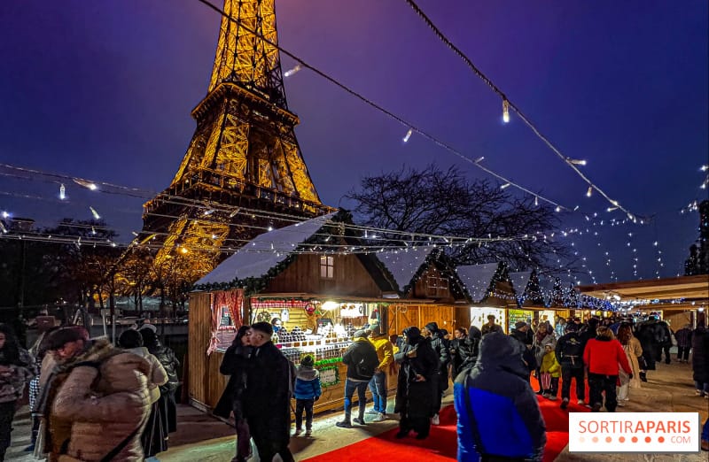 Le Marché de Noël 2024 au pied de la tour Eiffel est de retour ! – les dates