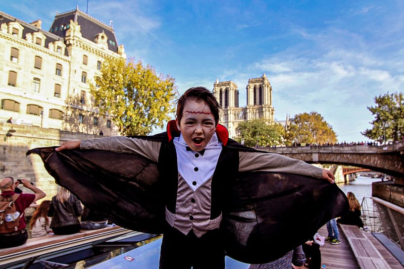 Halloween 2024 à bord des Bateaux Parisiens : 2 croisières avec Escape Game pour petits et grands