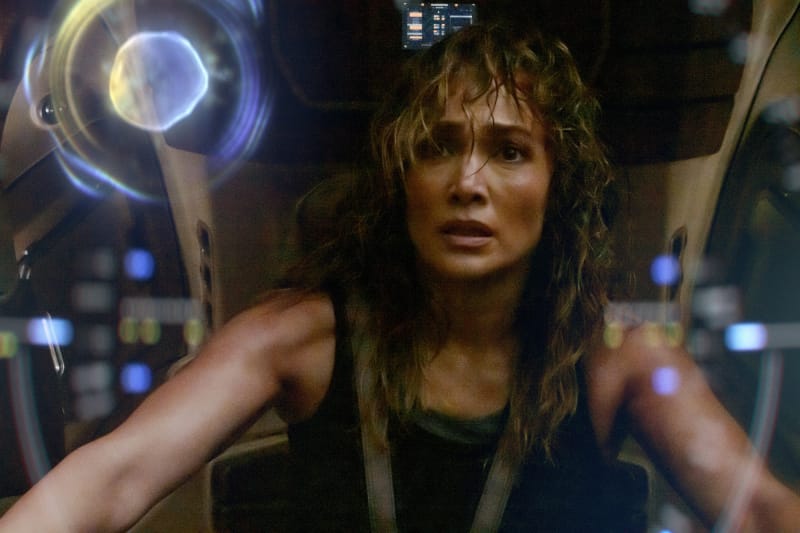 Atlas : Jennifer Lopez dans un thriller Sci-Fi explosif sur Netflix